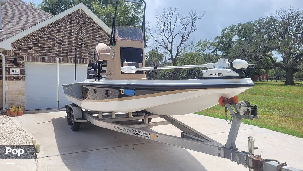 Slide: The Image of Tiburon ZX 25 2019 - 10919714