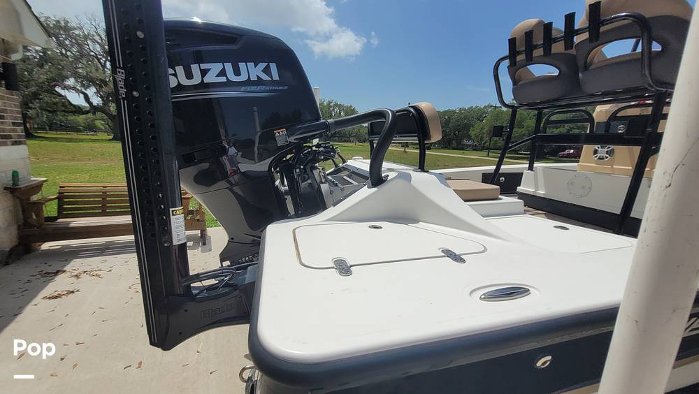 Slide: The Image of Tiburon ZX 25 2019 - 10919806