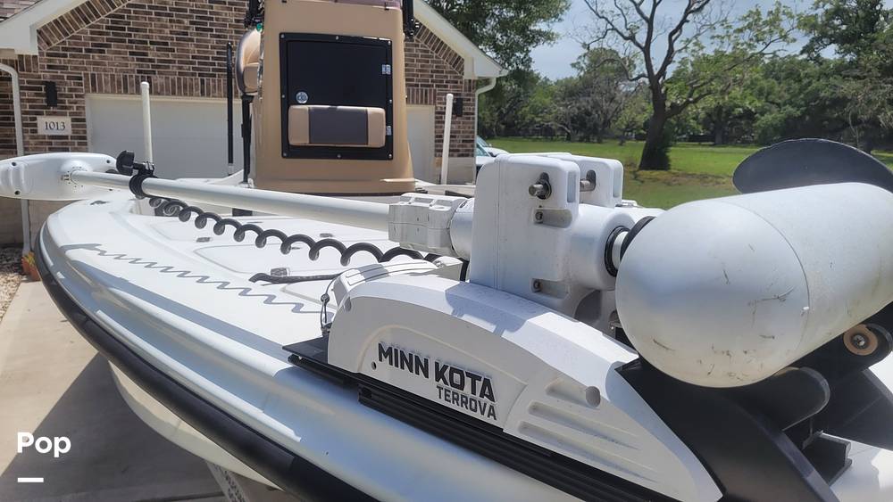 Slide: The Image of Trolling Motor With Spot Lock - 10919695