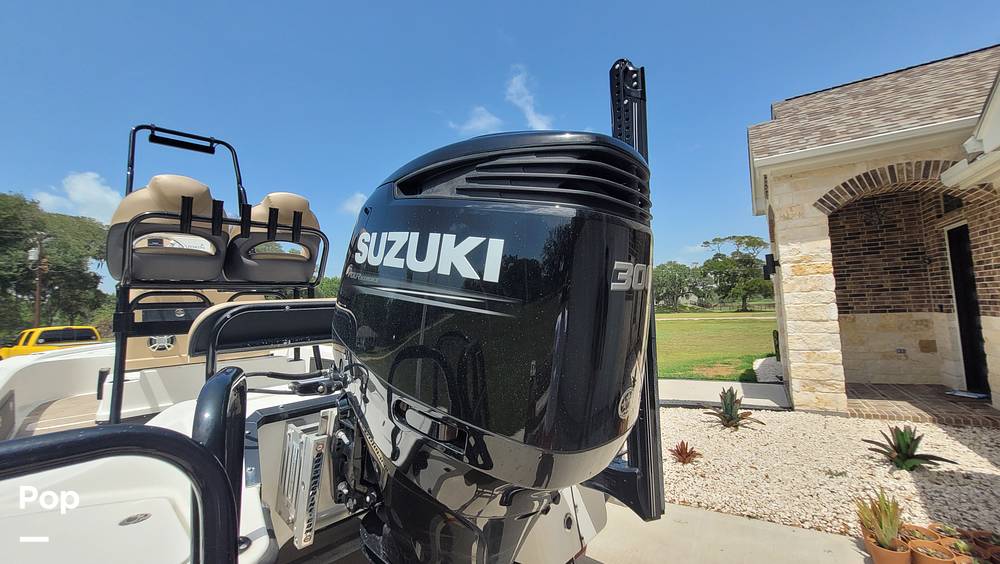 Slide: The Image of Tiburon ZX 25 2019 - 10919978