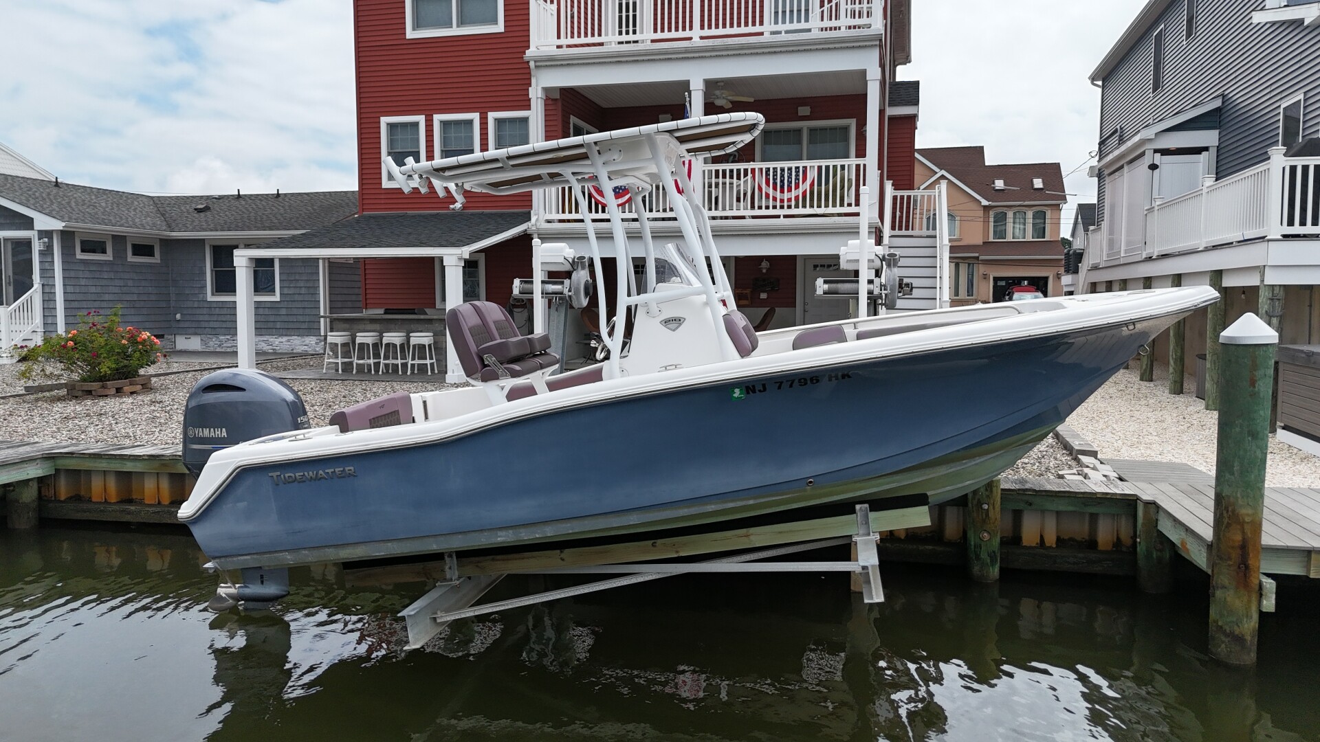 Slide: The Image of Tidewater 210 CC 2017 - 5468924