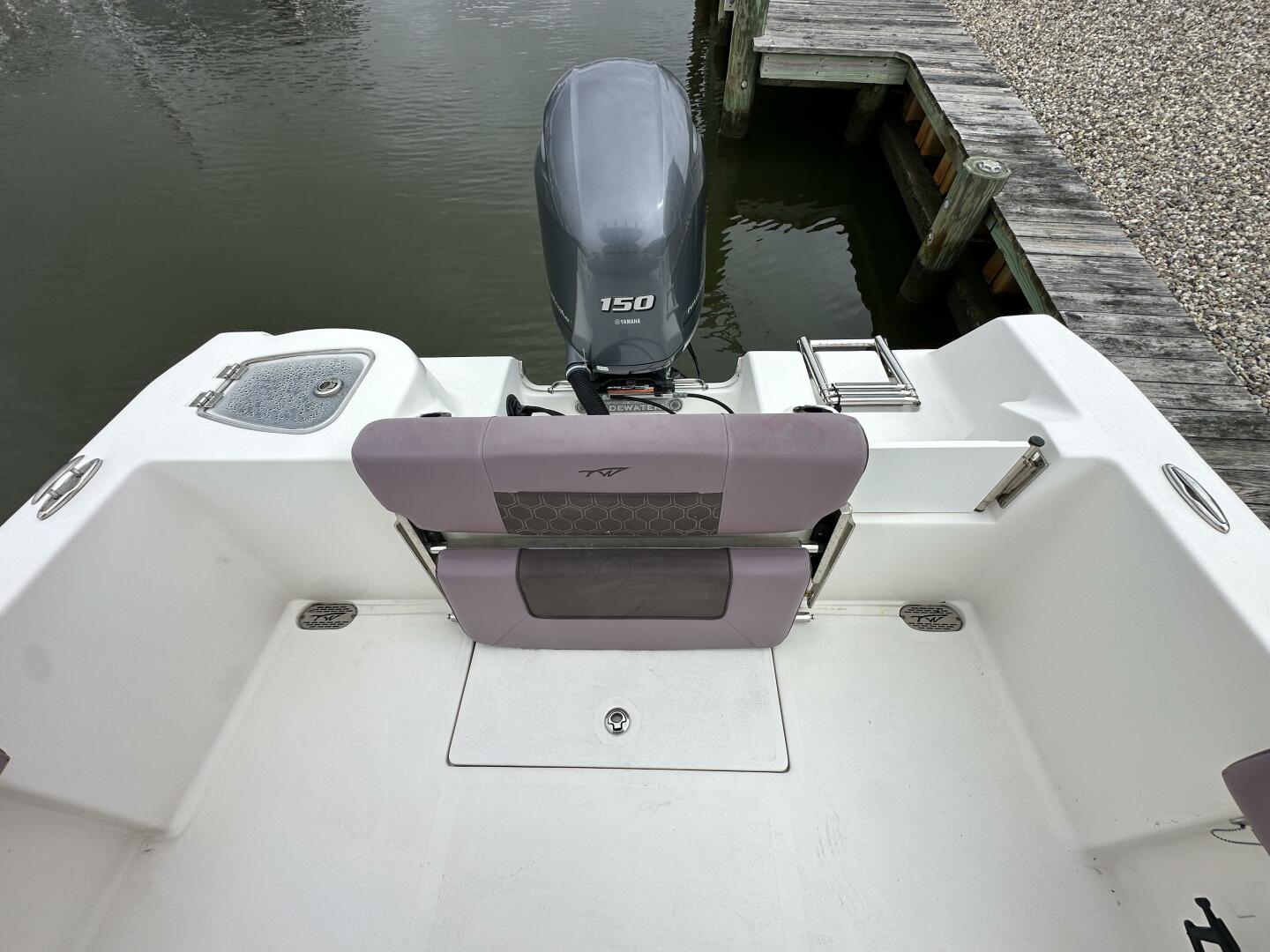 Slide: The Image of Tidewater 210 CC 2017 - 5468945