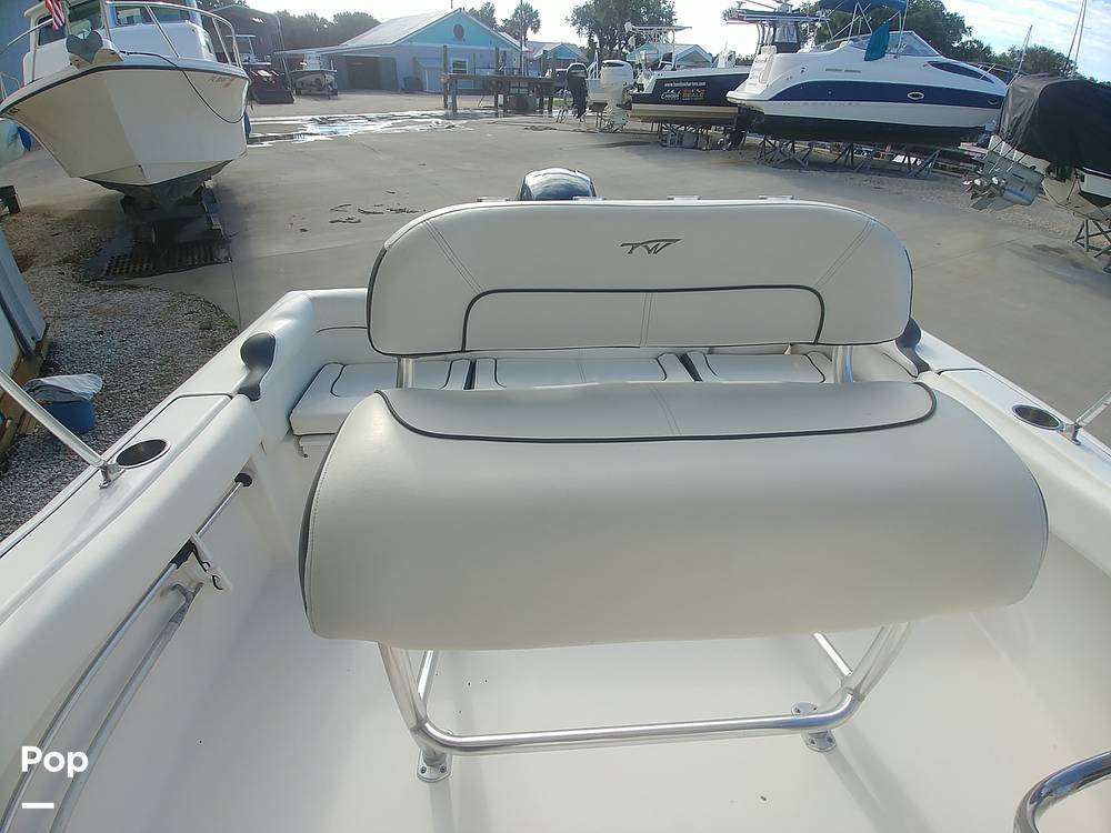Slide: The Image of Captain's Seat - 14670216
