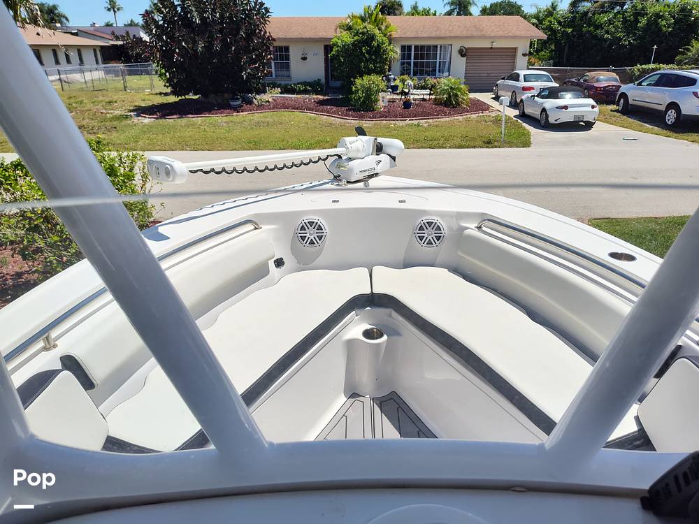 Slide: The Image of Tidewater 210 LXF 2021 - 16
