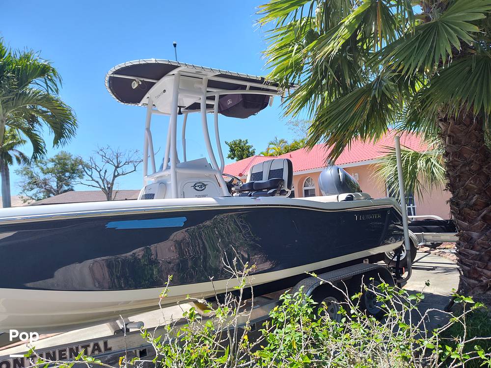 Slide: The Image of Tidewater 210 LXF 2021 - 32