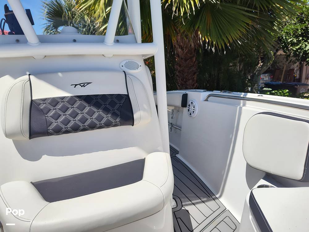 Slide: The Image of Tidewater 210 LXF 2021 - 51