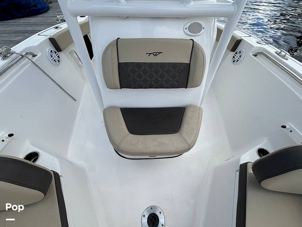Slide: The Image of Tidewater 210 LXF 2022 - 14656605