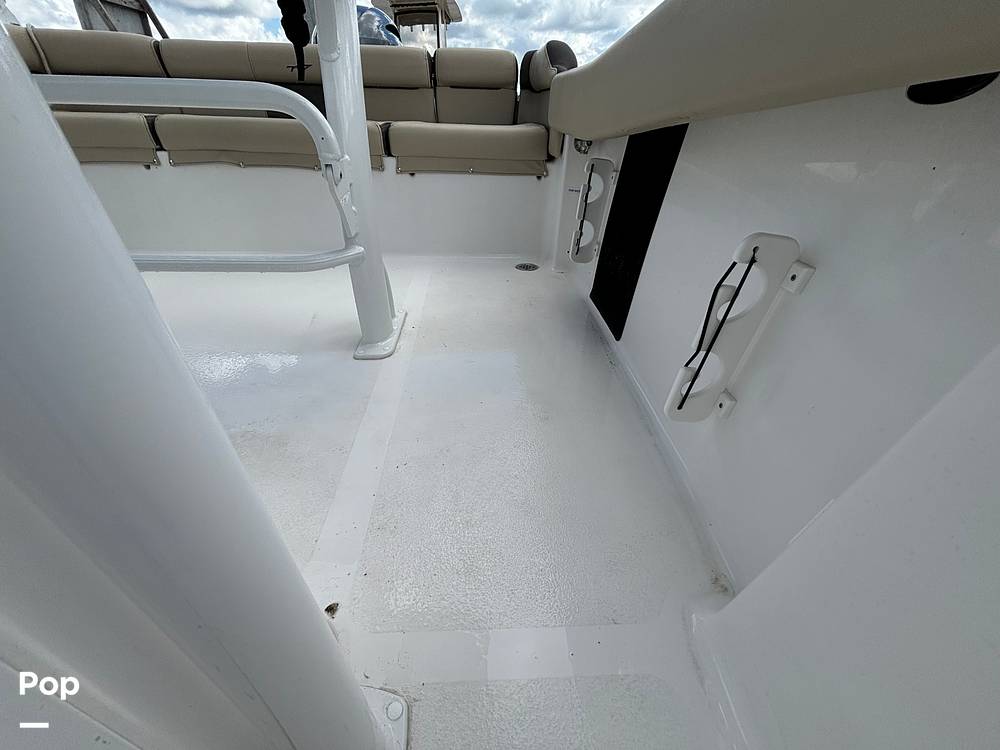 Slide: The Image of Tidewater 210 LXF 2022 - 14656618