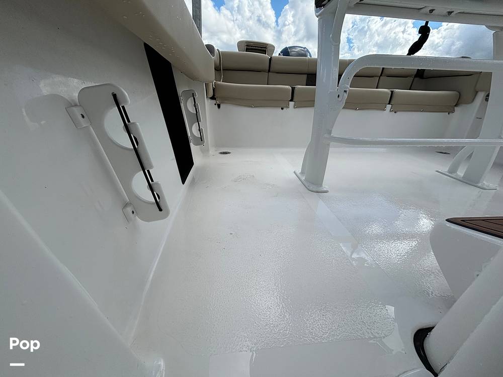 Slide: The Image of Tidewater 210 LXF 2022 - 14656621