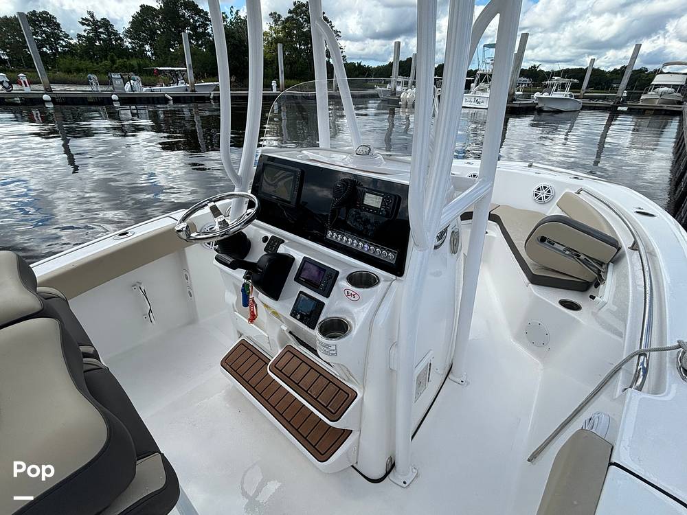 Slide: The Image of Tidewater 210 LXF 2022 - 14656589