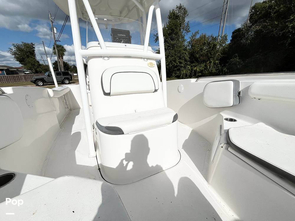 Slide: The Image of Forward Console Seat - 14883766