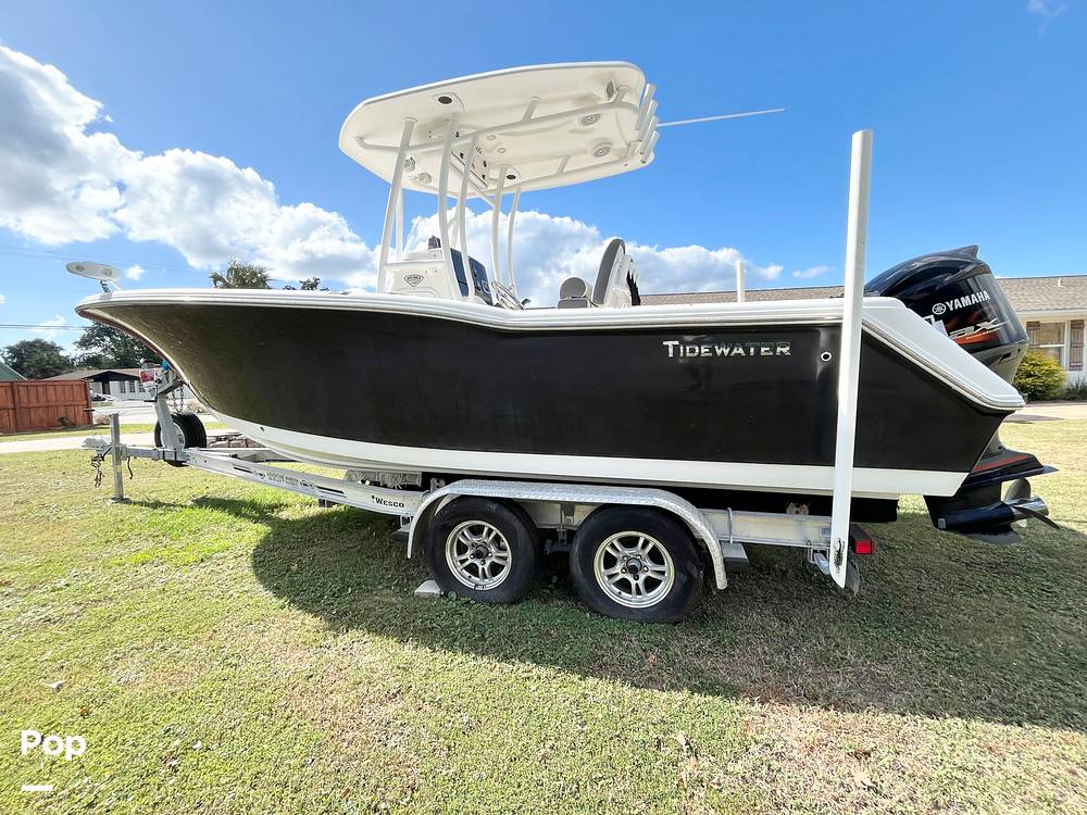 Slide: The Image of Tidewater 230 CC 2016 - 14883631
