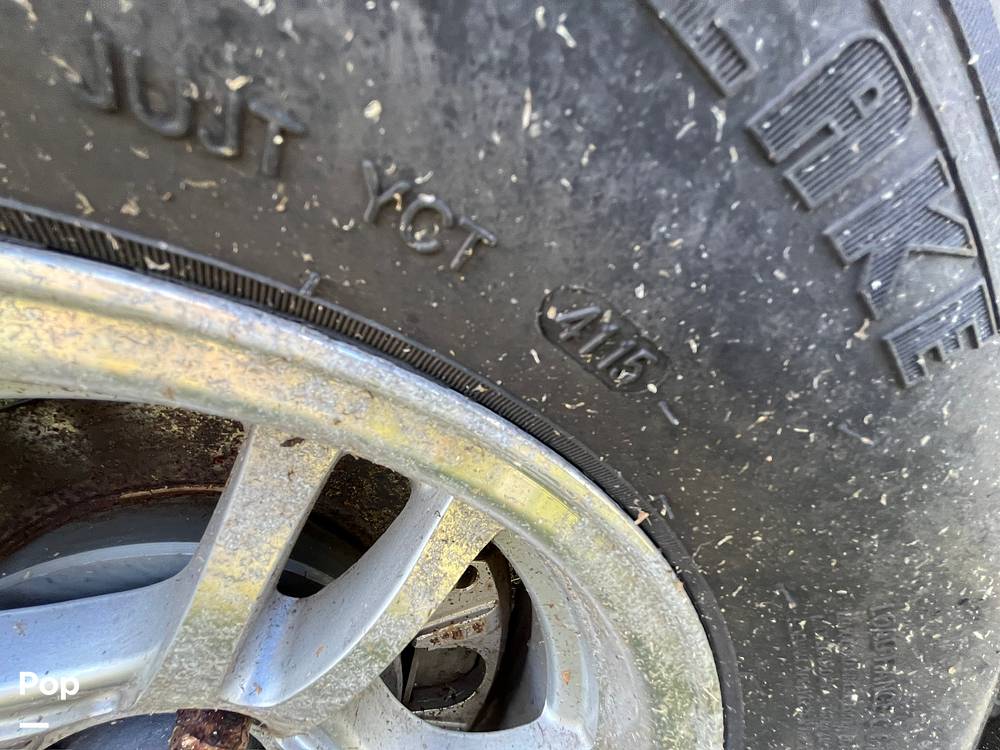 Slide: The Image of Tire Date Code - 14883732