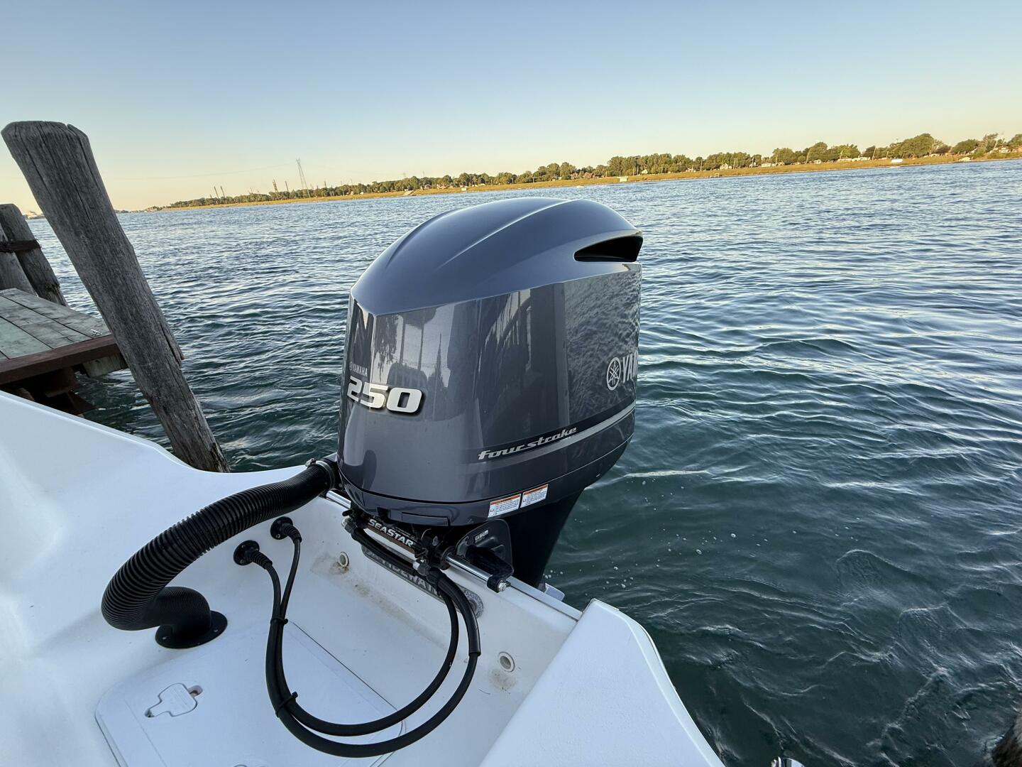 Slide: The Image of Tidewater 232CC 2019 - 5491497