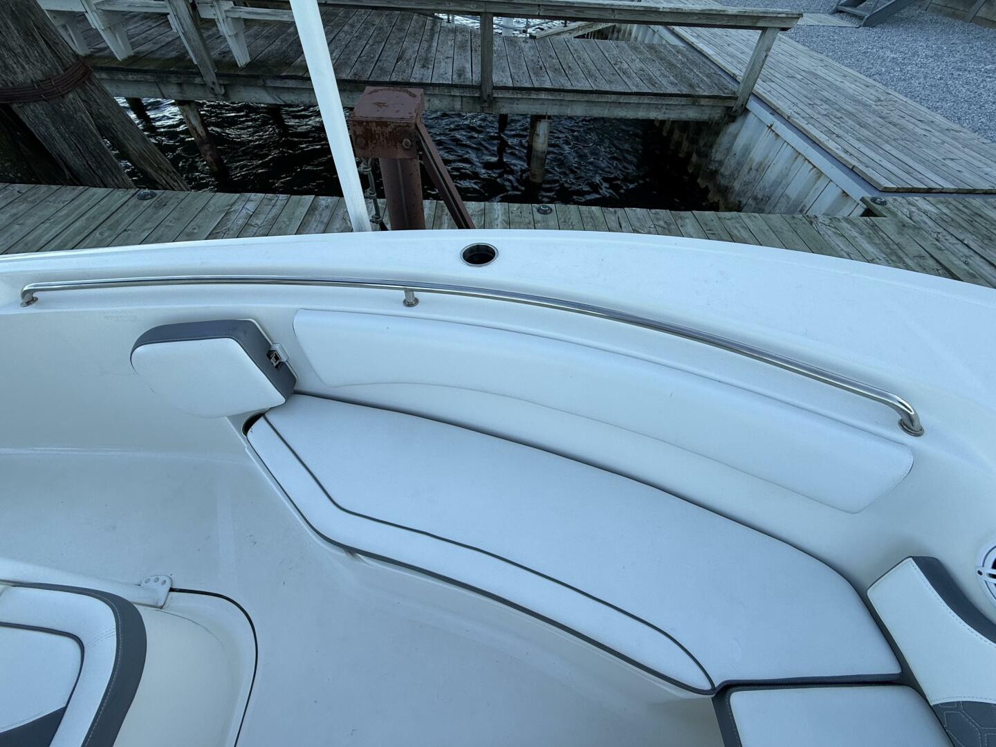 Slide: The Image of Tidewater 232CC 2019 - 5491502