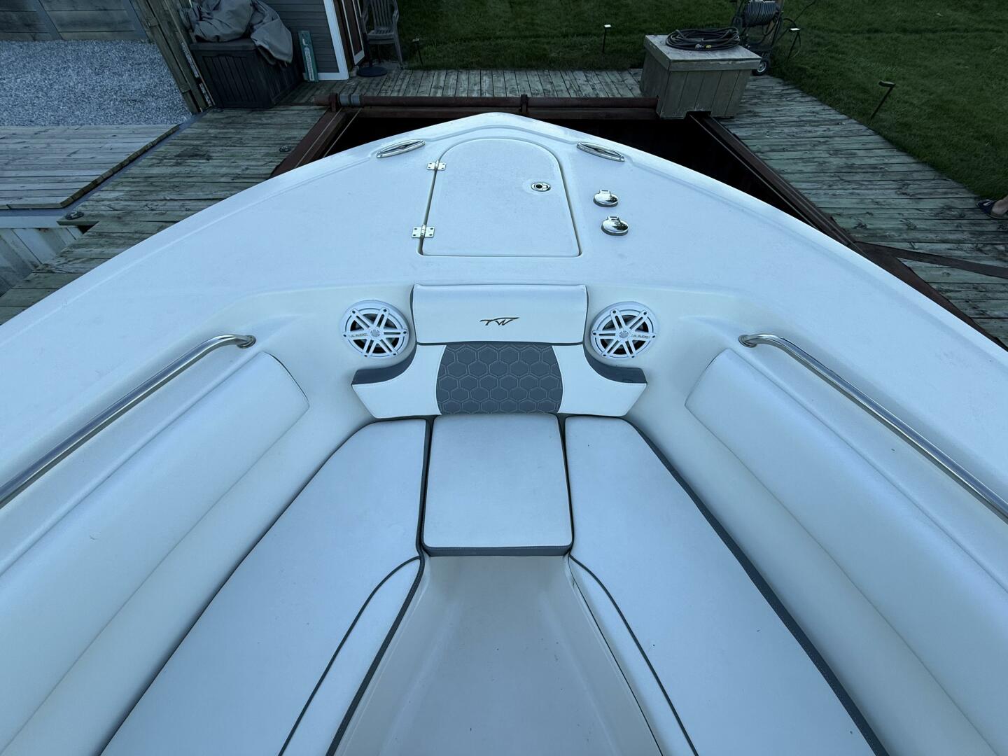 Slide: The Image of Tidewater 232CC 2019 - 5491503