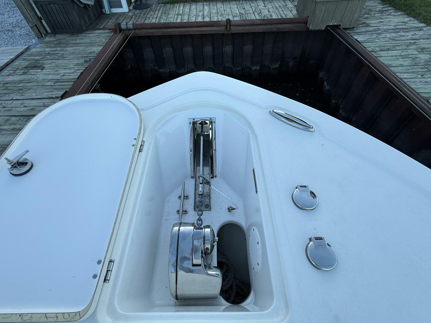 Slide: The Image of Tidewater 232CC 2019 - 5491505