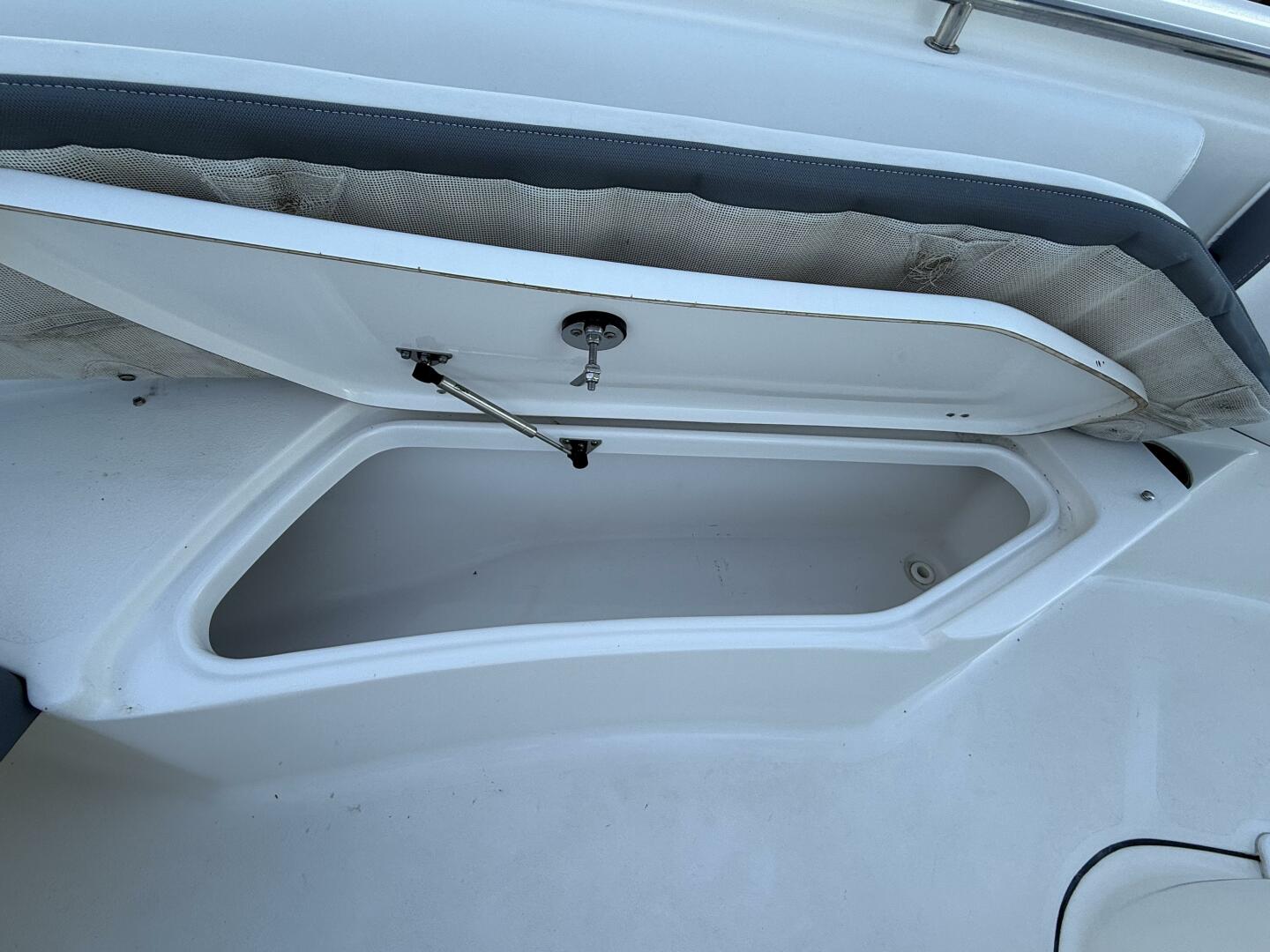 Slide: The Image of Tidewater 232CC 2019 - 5491507