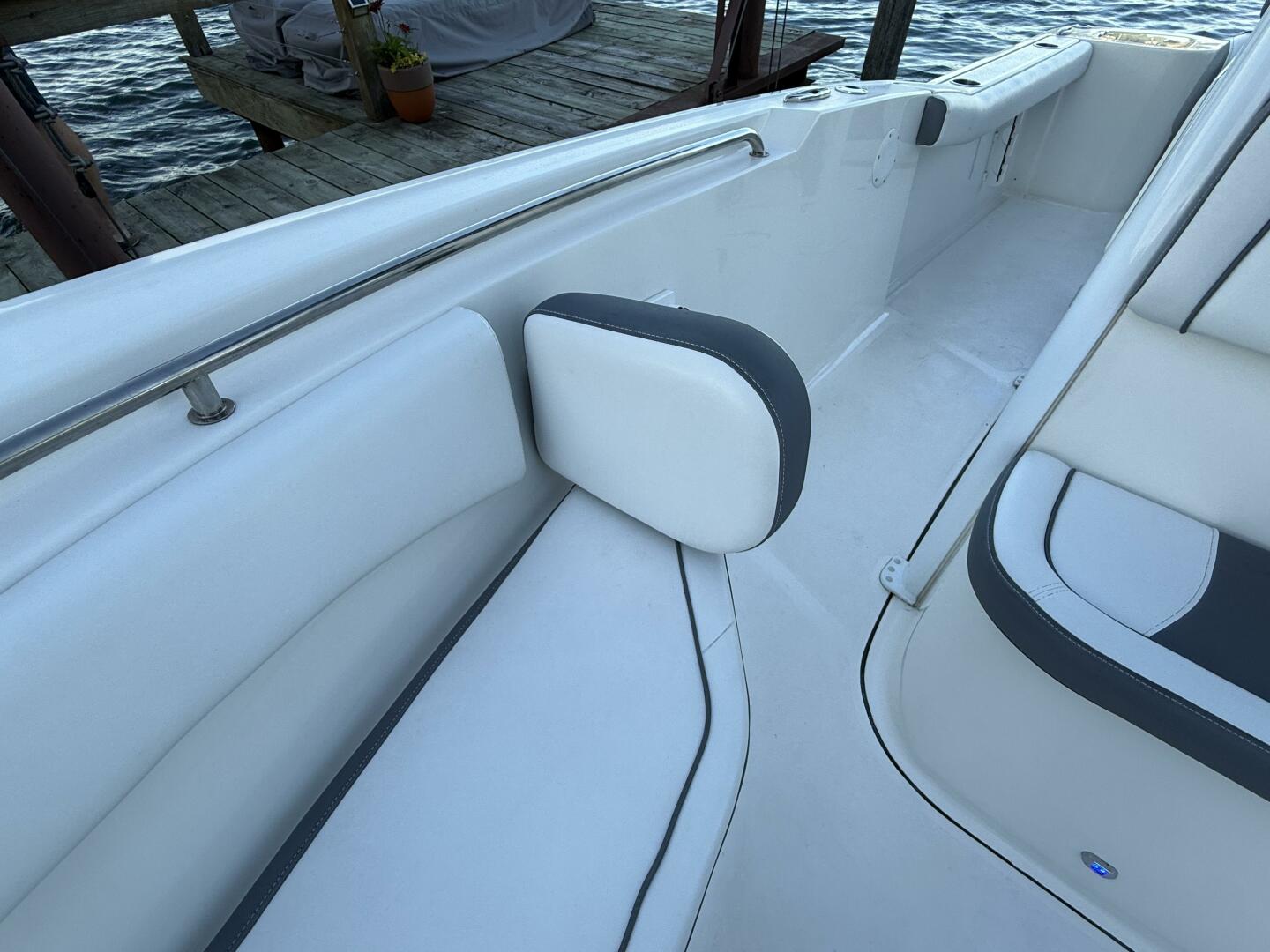 Slide: The Image of Tidewater 232CC 2019 - 5491509