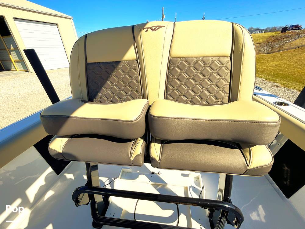 Slide: The Image of Tidewater 232CC 2023 - 15225007