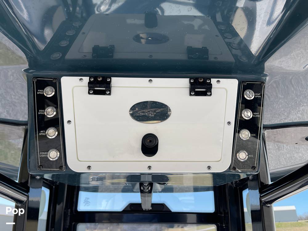 Slide: The Image of Tidewater 232CC 2023 - 15225010