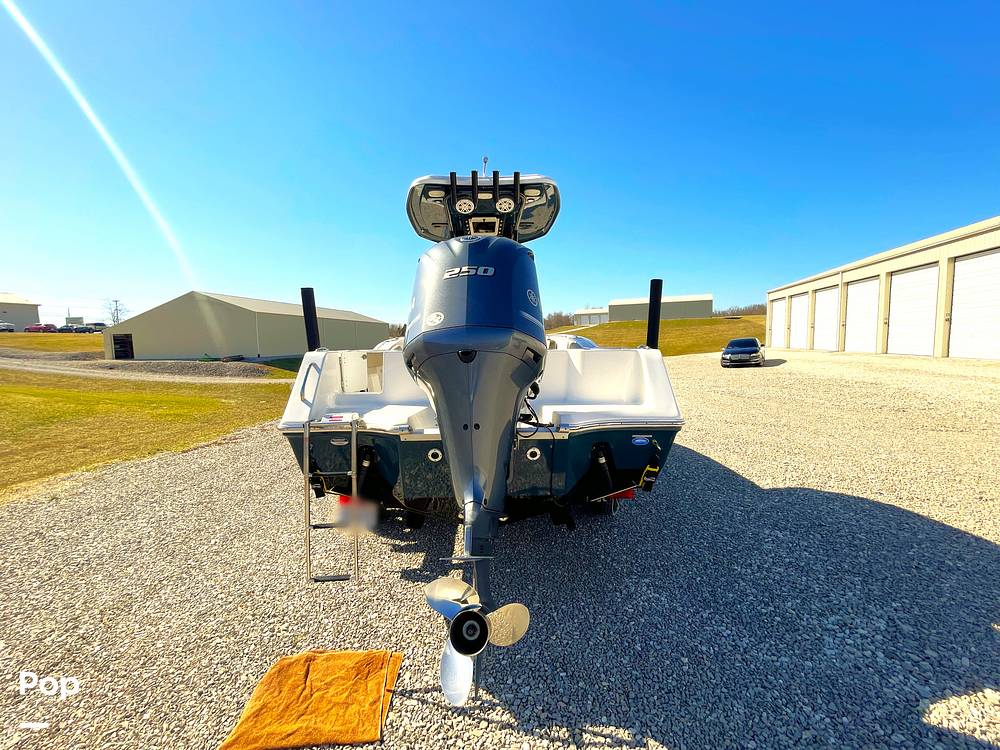Slide: The Image of Tidewater 232CC 2023 - 15224918
