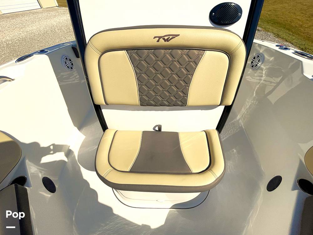 Slide: The Image of Tidewater 232CC 2023 - 15225140