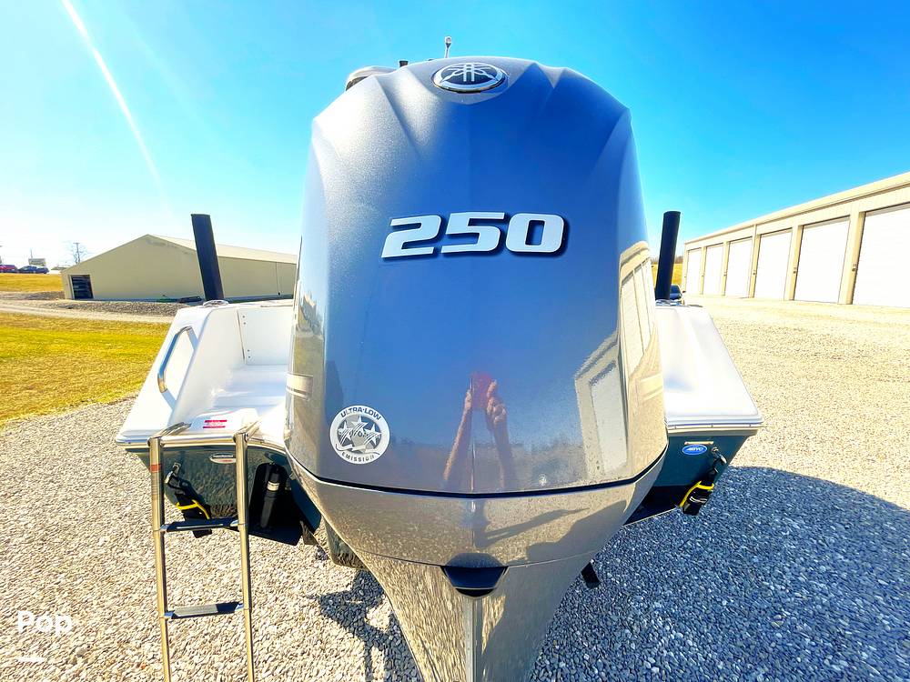 Slide: The Image of Tidewater 232CC 2023 - 15225395