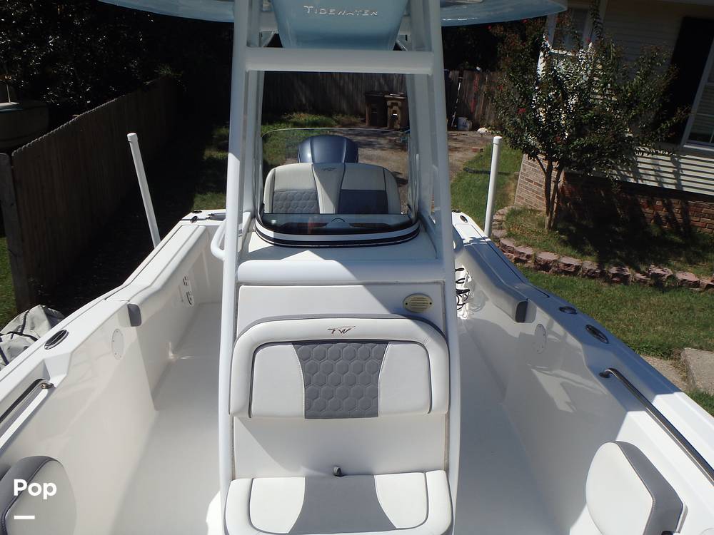 Slide: The Image of Tidewater 232 CC Adventure 2018 - 14791627