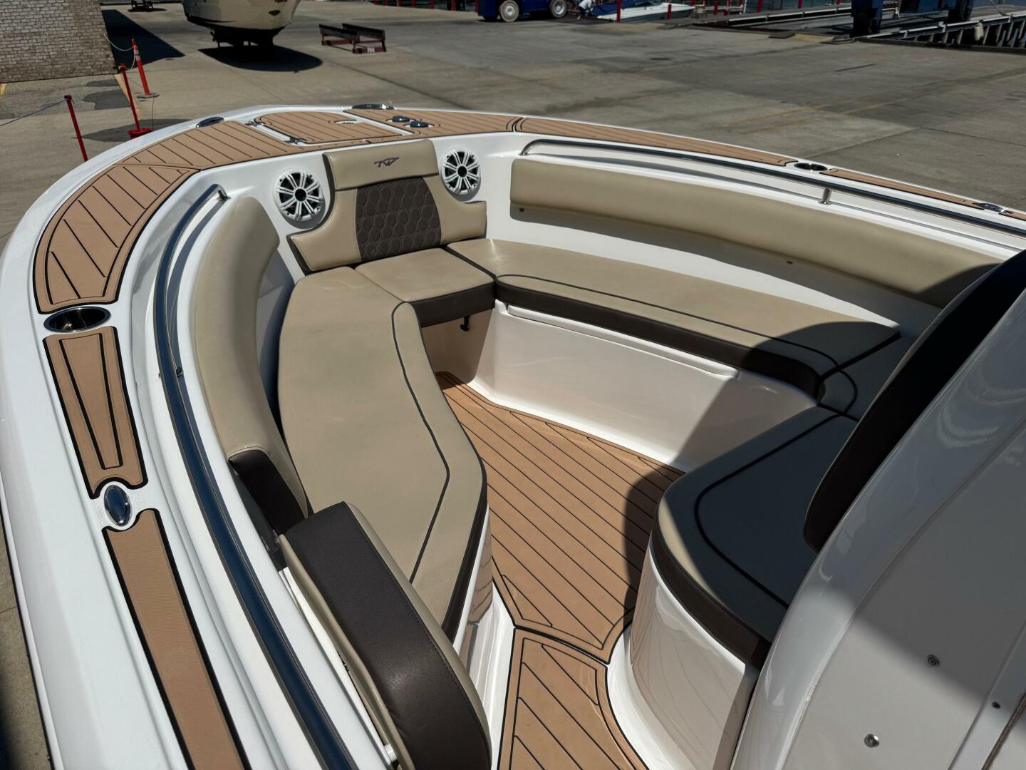 Slide: The Image of Tidewater 232 LXF 2018 - 5445702