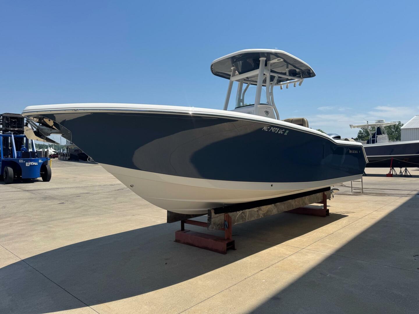 Slide: The Image of Tidewater 232 LXF 2018 - 5445709