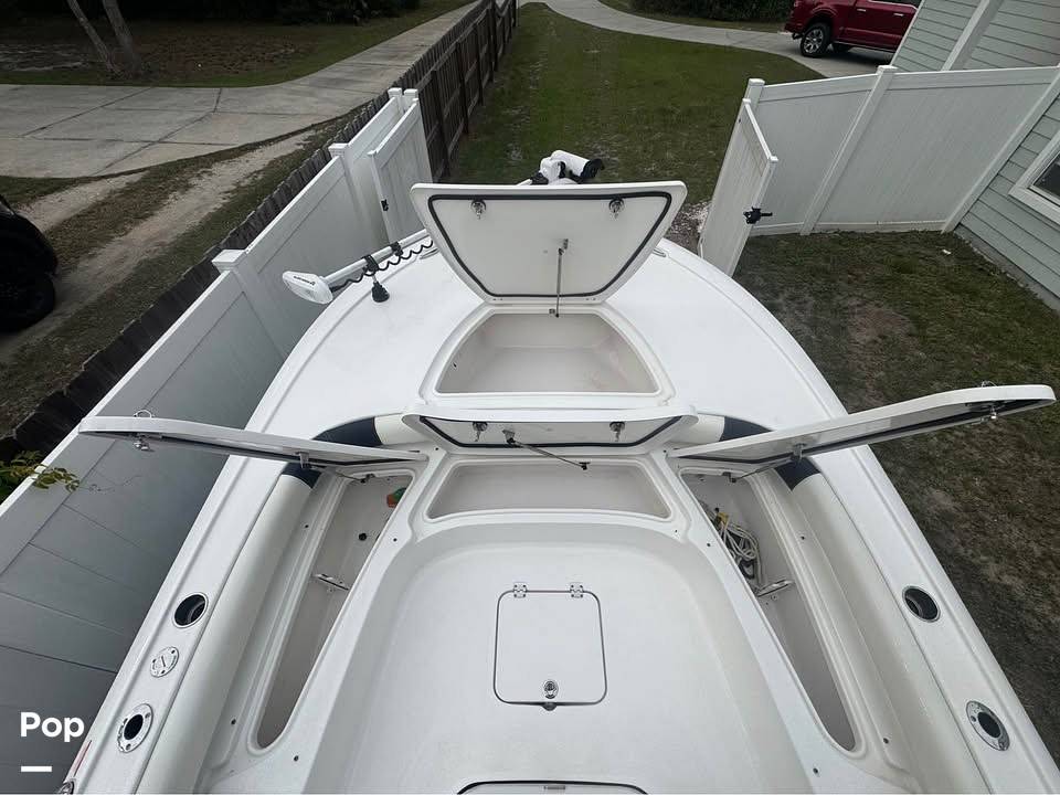 Slide: The Image of Tidewater 2500 Carolina Bay 2022 - 15594080