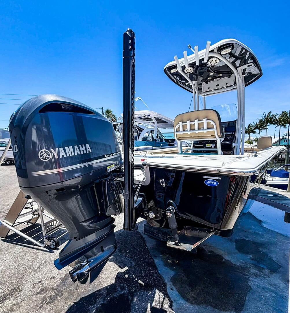 Slide: The Image of Tidewater 2500 Custom Carolina Bay 2020 - 5305013