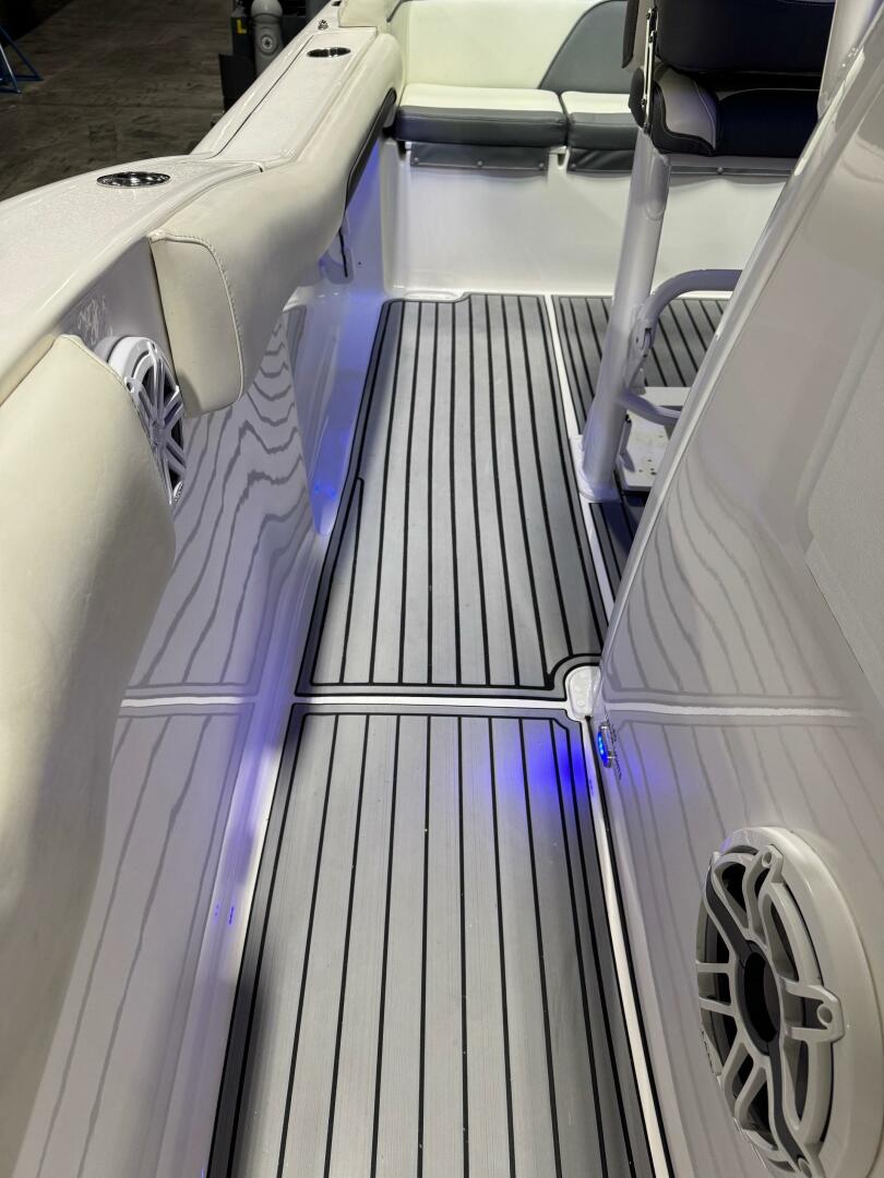 Slide: The Image of Tidewater 252 LXF 2020 - 5093974