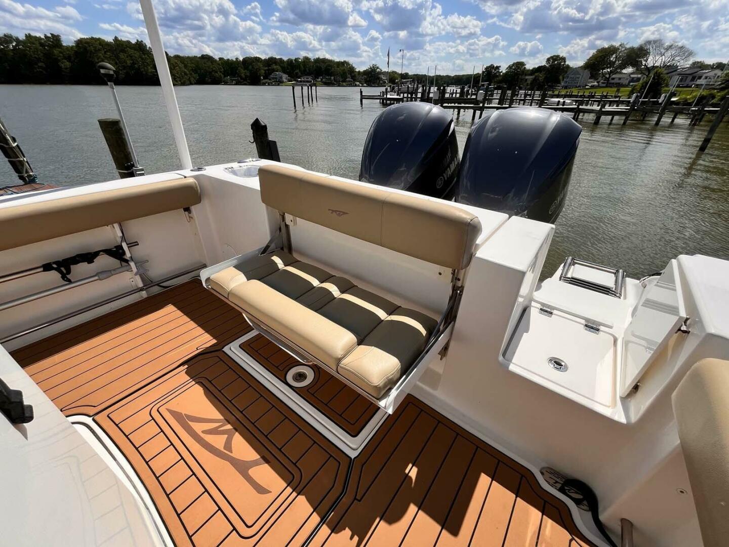 Slide: The Image of Tidewater 280 CC 2015 - 21