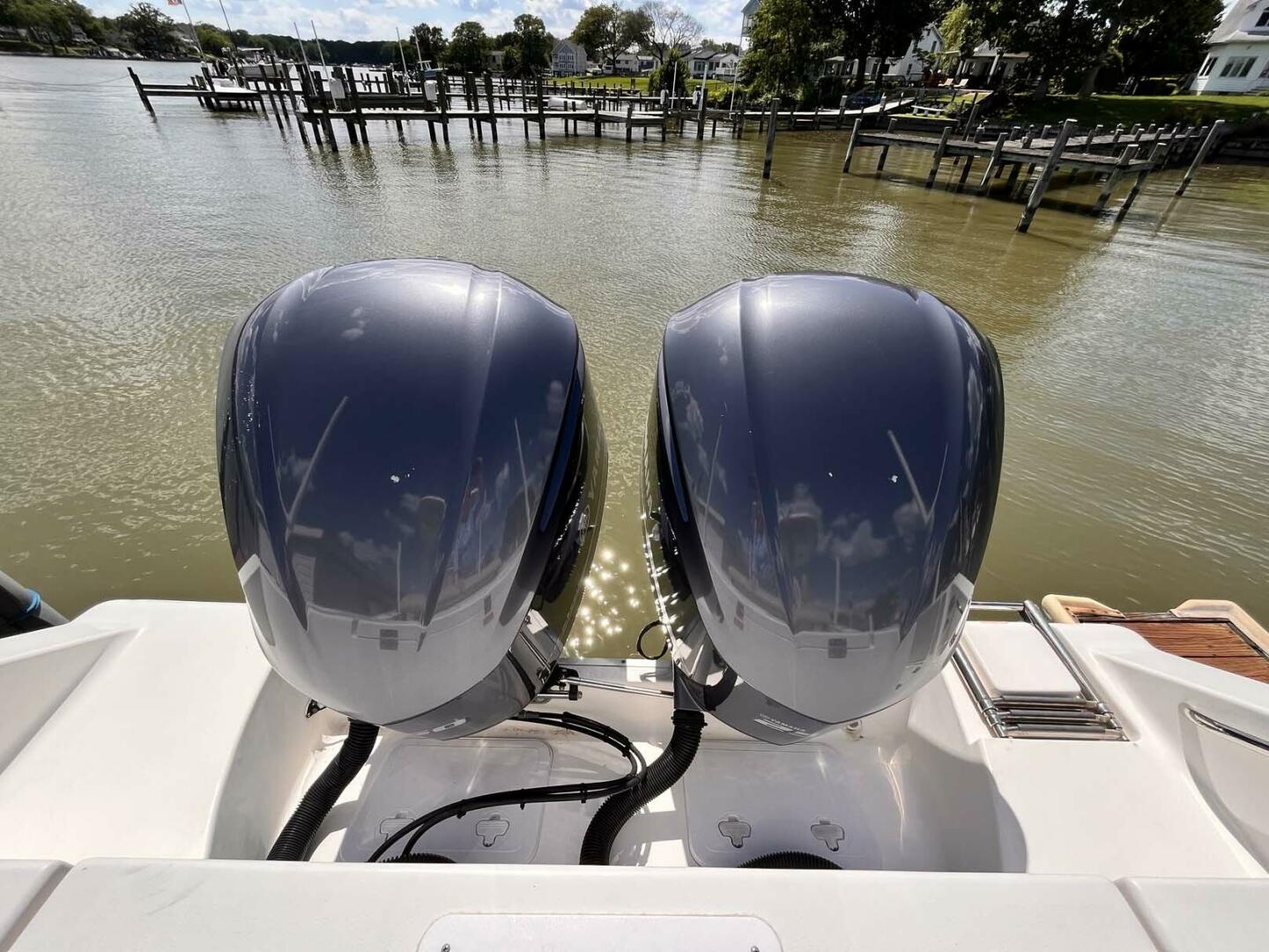 Slide: The Image of Tidewater 280 CC 2015 - 23