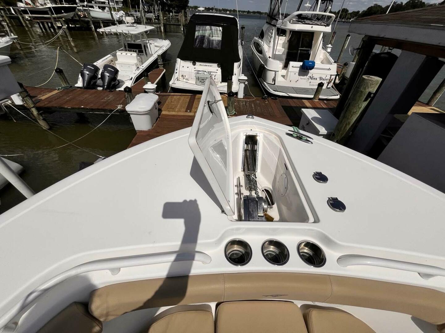 Slide: The Image of Tidewater 280 CC 2015 - 4