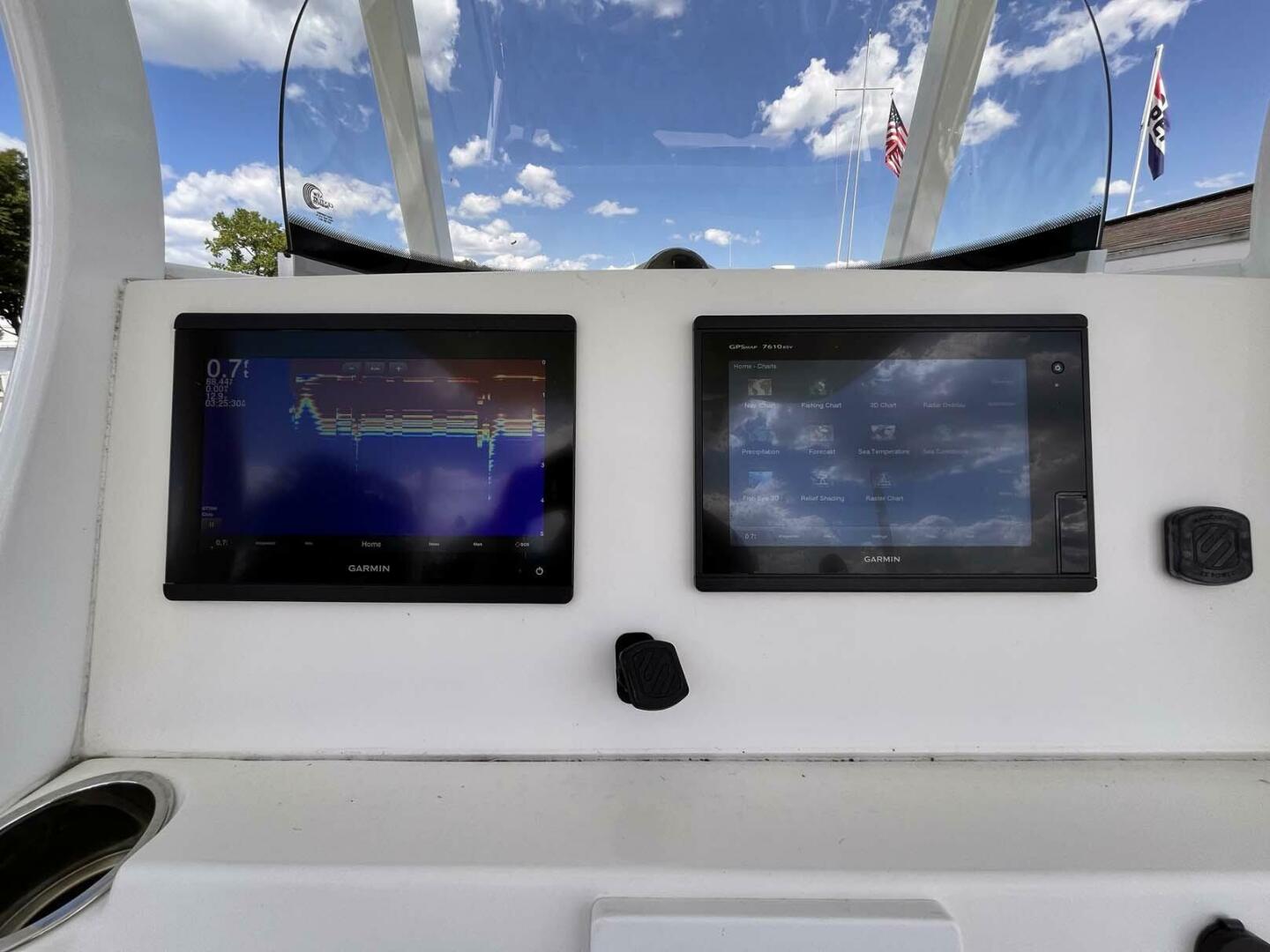 Slide: The Image of Tidewater 280 CC 2015 - 8