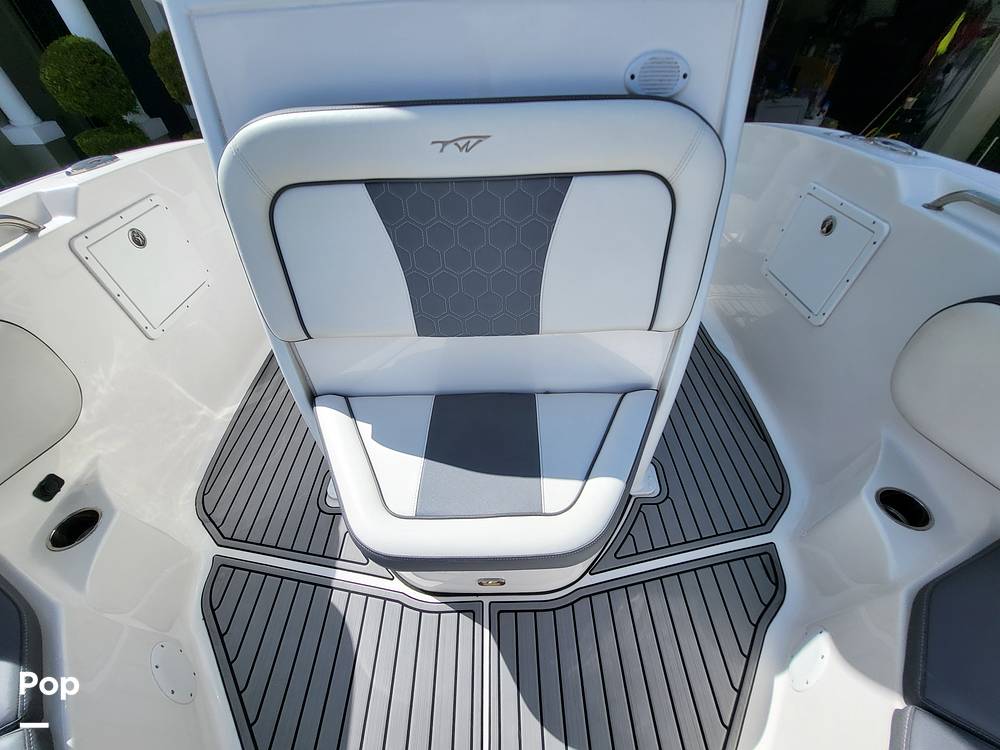 Slide: The Image of Tidewater Adventure 252CC 2020 - 14829443
