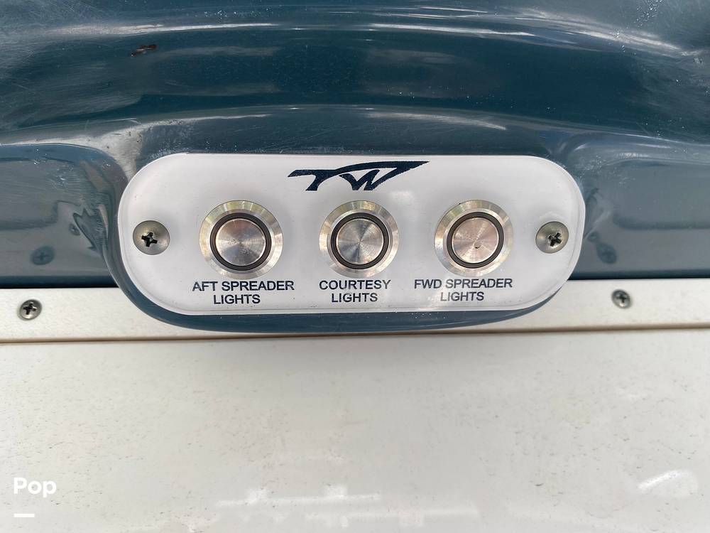 Slide: The Image of Tidewater Carolina Bay Custom 2700 2021 - 14809153