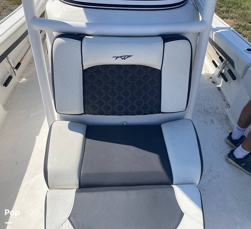 Slide: The Image of Tidewater Carolina Bay Custom 2700 2021 - 14809160