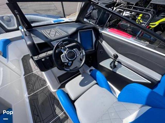 Slide: The Image of Tige 23ZX 2021 - 15408465