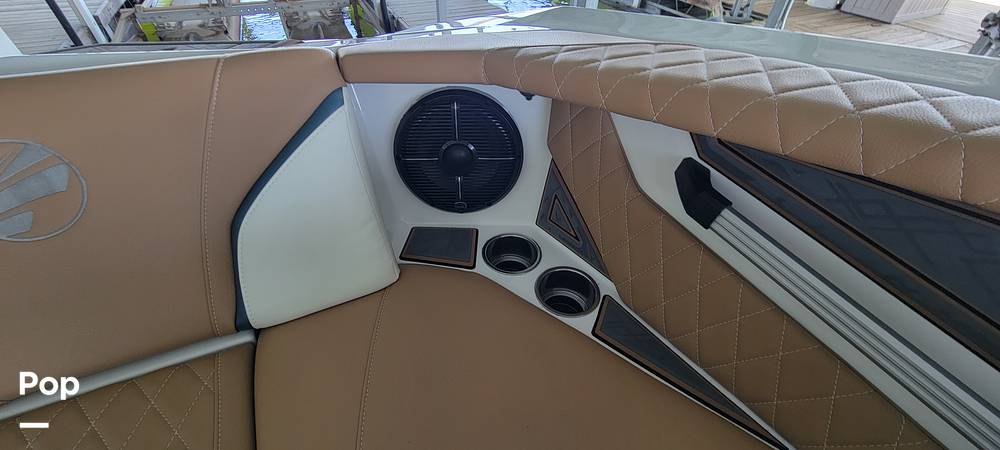 Slide: The Image of Tige 24 RZX 2022 - 15335551