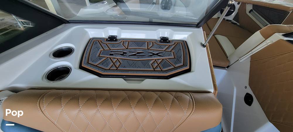 Slide: The Image of Tige 24 RZX 2022 - 15335559