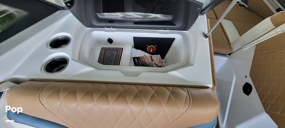 Slide: The Image of Tige 24 RZX 2022 - 15335560