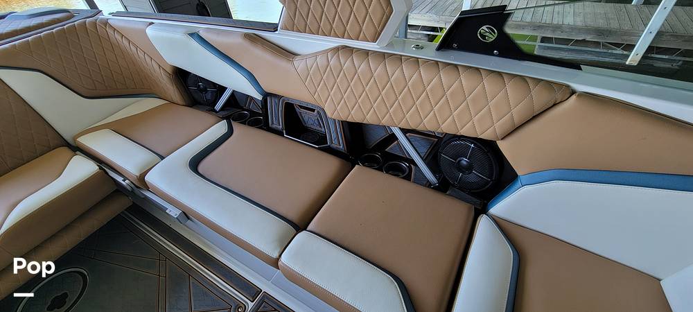 Slide: The Image of Tige 24 RZX 2022 - 15335571