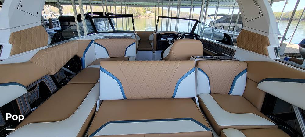 Slide: The Image of Tige 24 RZX 2022 - 15335578