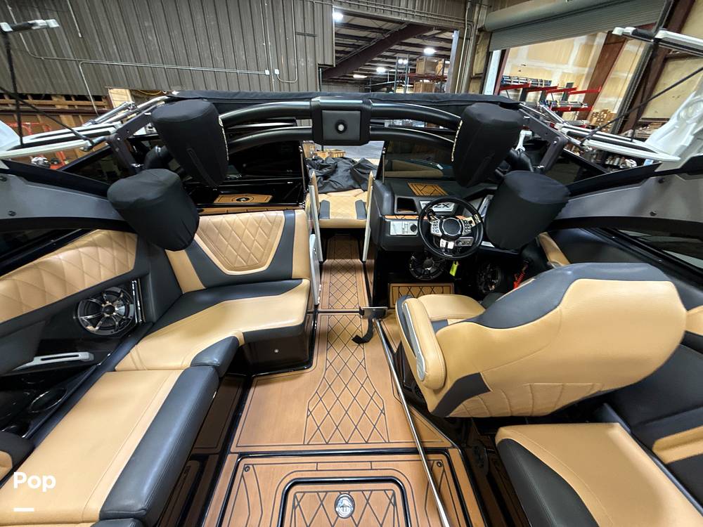 Slide: The Image of Tige RZX2 2018 - 15807810