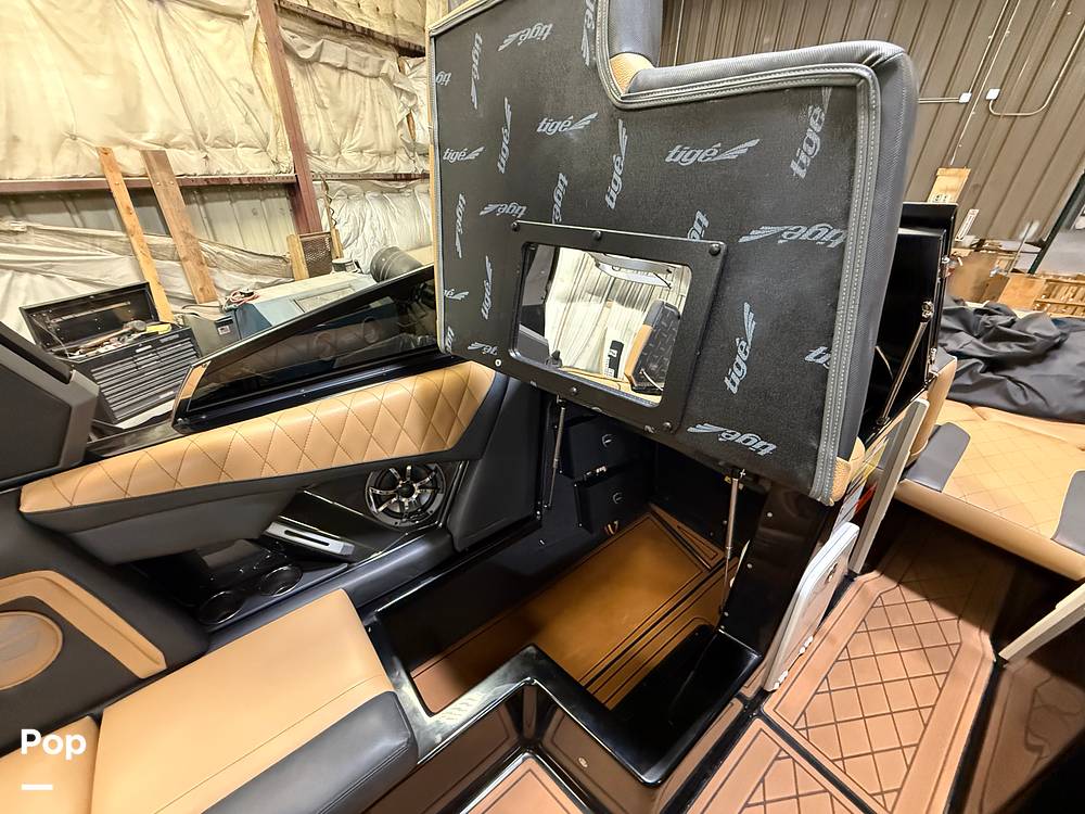 Slide: The Image of Tige RZX2 2018 - 15807815