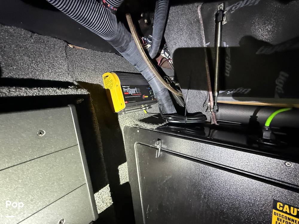 Slide: The Image of Tige RZX2 2018 - 15807821